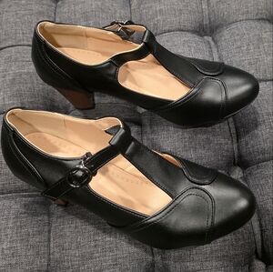 Sz 10 Women's Mary Jane Shoes